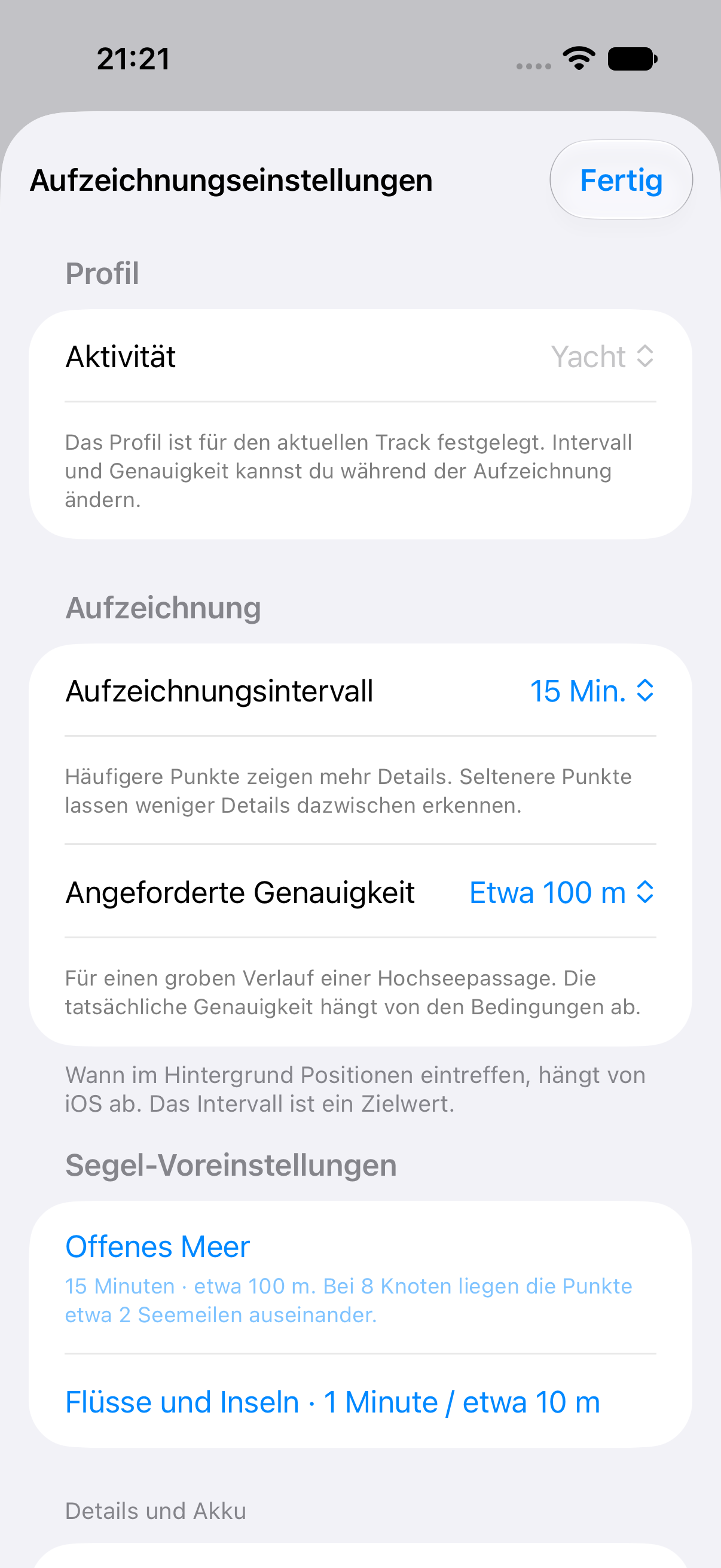 Yacht-Aufzeichnungseinstellungen mit einem Zielintervall von 15 Minuten und einer angeforderten Genauigkeit von etwa 100 Metern