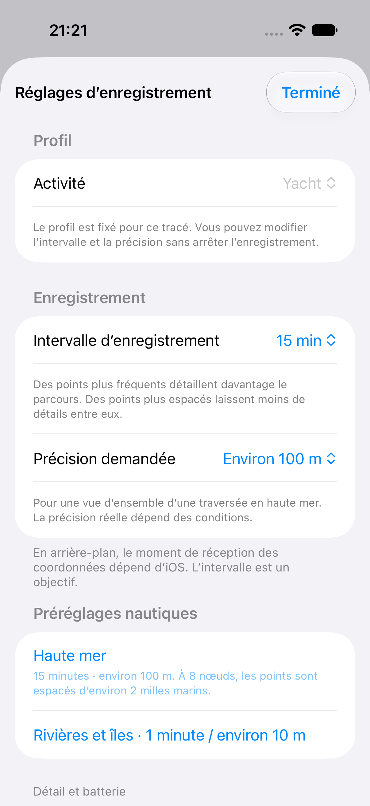 Réglages d’enregistrement du profil yacht avec un intervalle visé de 15 minutes et une précision demandée d’environ 100 mètres